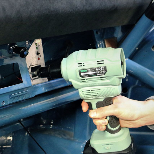 Kielder KWT-009 18V Li-ion Brushless Riveter, 1 x 2.0AH Kit