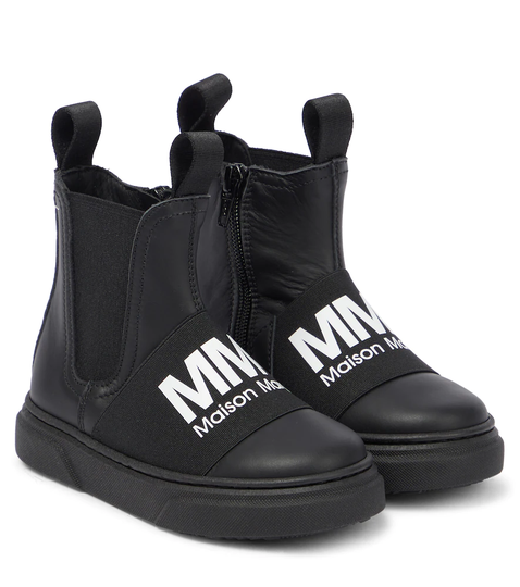 Logo ankle boots