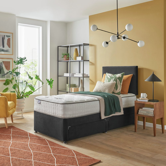 Silentnight Middleton 800 PKT Memory 2DRW Divan Ccoal SGL