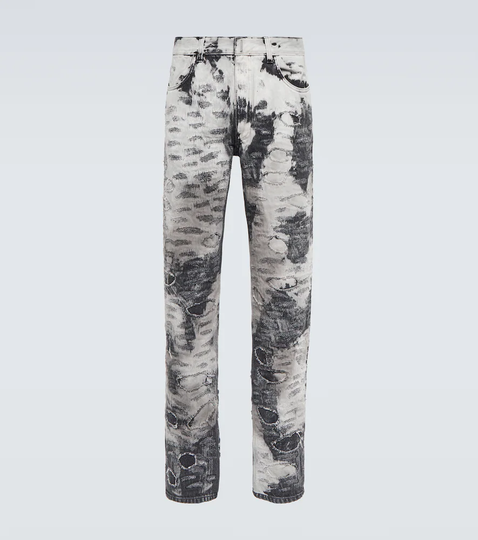 Distressed slim jeans