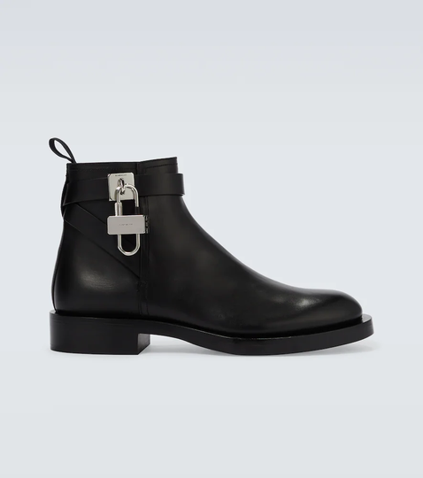 Padlock ankle boots
