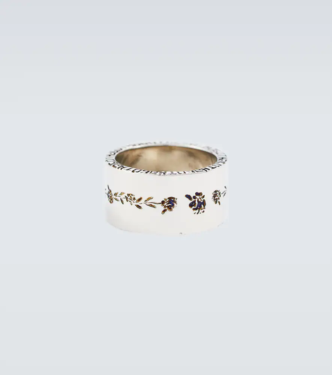 Engraved ring