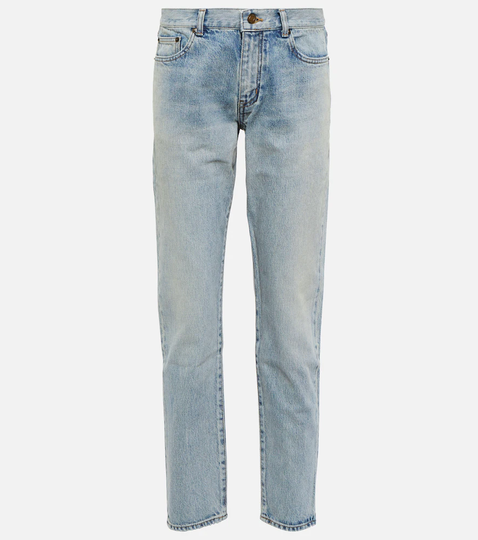 Low-rise boyfriend jeans