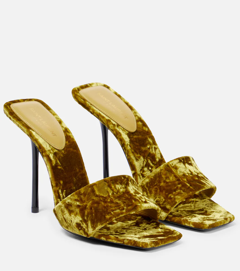 Lucky velvet mules