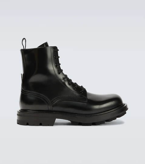 Lace-up leather boots