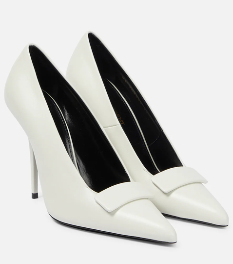 Sue leather pumps