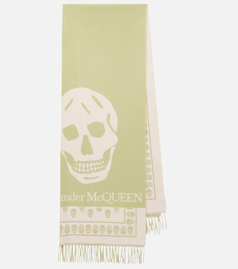 Wool scarf