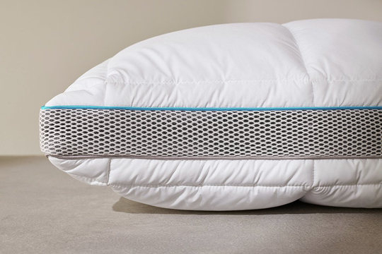 Simba Hybrid with Stratos Pillow