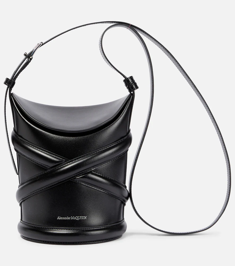 Curve Small leather bucket bag