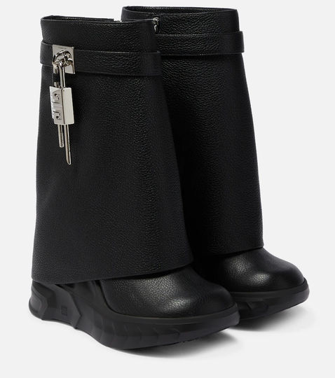 Shark Lock leather ankle boots