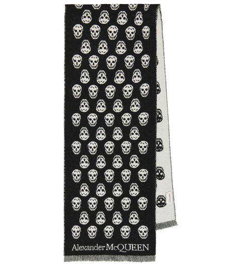 Skull wool scarf