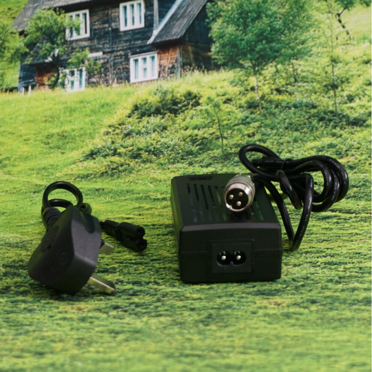 Golf Battery Charger with 3-pin connector for Bentley, Caddymatic Golf Trolley Automatic