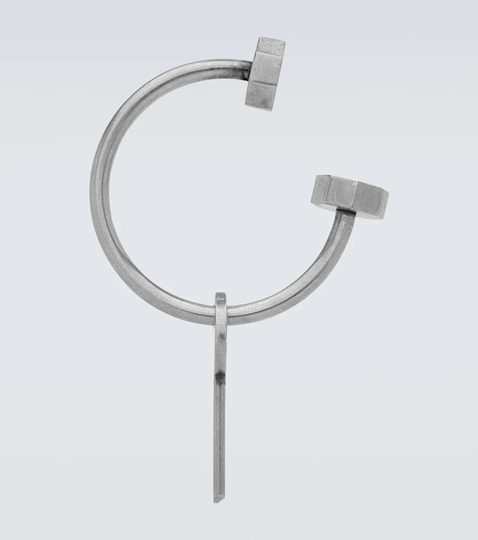 Piercing keyring