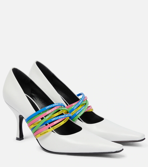 Leather pumps