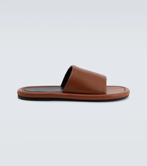 Leather flat sandals