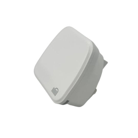 AMG Single USB 2 Amp Plug - White